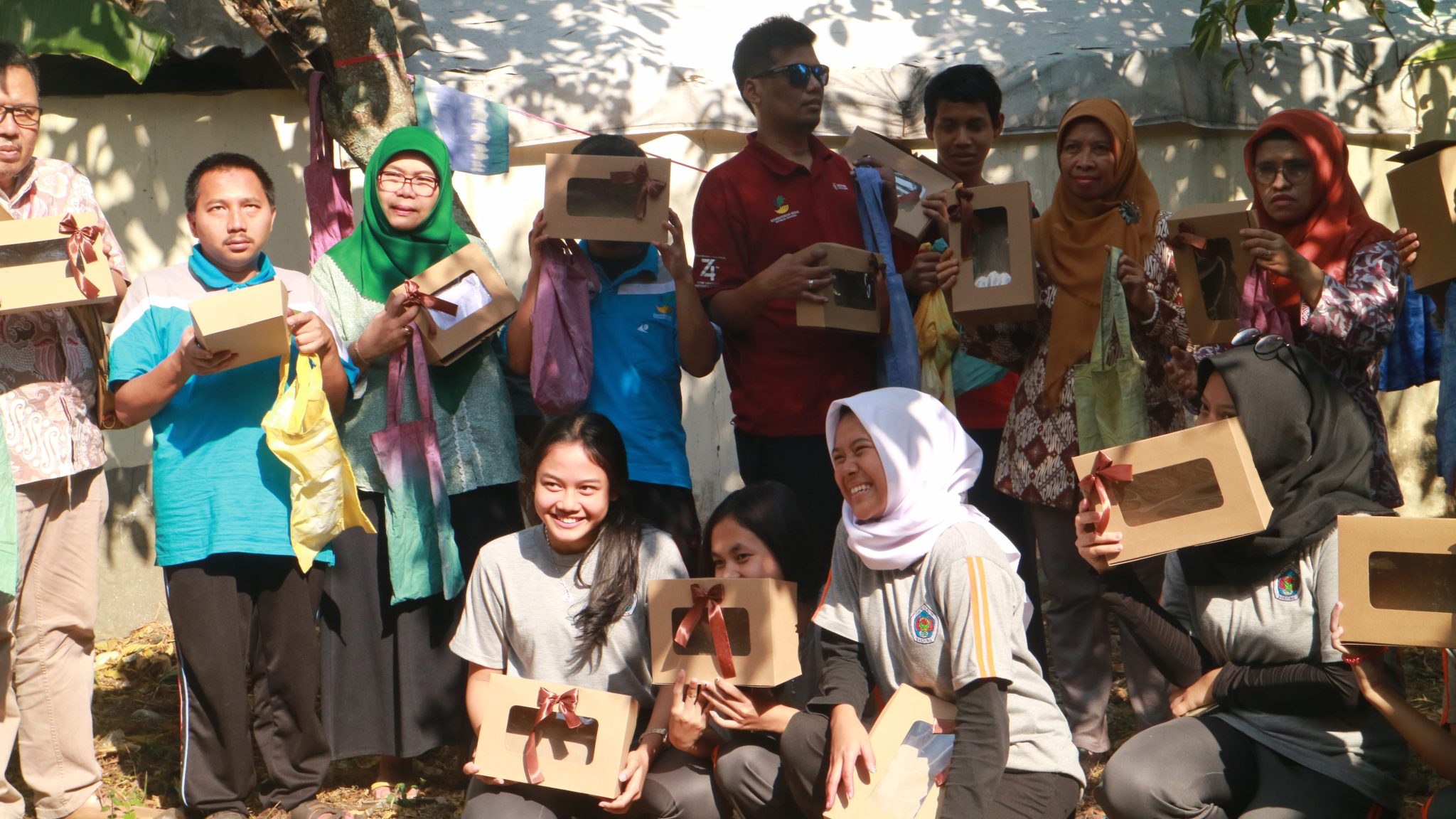 Penyuluhan Pengembangan Kualitas Produk Kreatif di Balai Rehabilitasi Sosial Penyandang Disabilitas Sensorik Netra Wyata Guna Bandung
