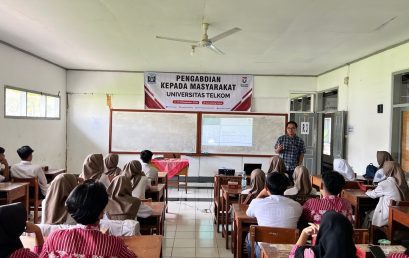Abdimas Telkom University Improves Digital Competence of Students of SMK YPPS Sumedang