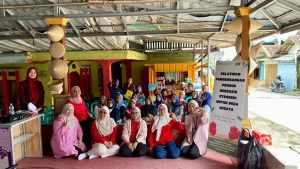 Olahan Stroberi di Desa Lebakmuncang - 3