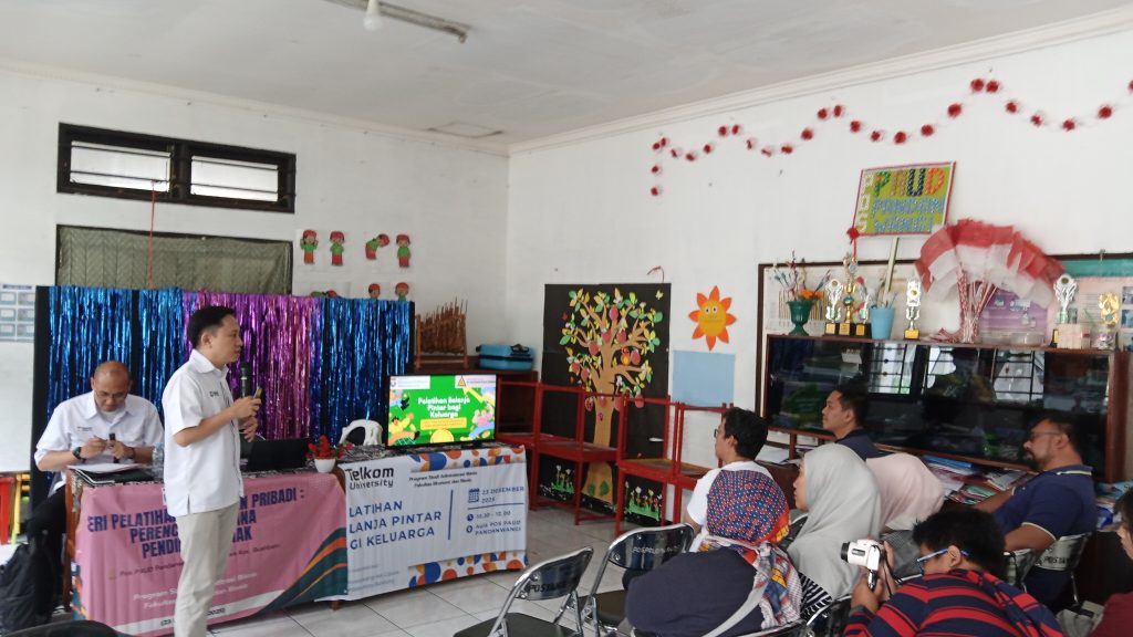 Kegiatan Abdimas Belanja Pintar Bagi Keluarga