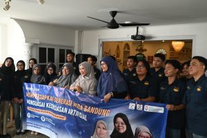 Foto bersama Abdimas Literasi AI Lewat Pelatihan Generative AI